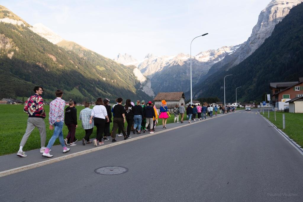 Menschen auf der Milchreise