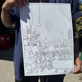 Schwarz-weisse Zeichnung der Milchjugend-Gruppe am Pride-Umzug am Limmatquai in Zürich