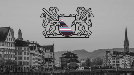 Schwarz-weiss-Bild Altstadt Zürich mit Zürcher Wappen in trans Farben